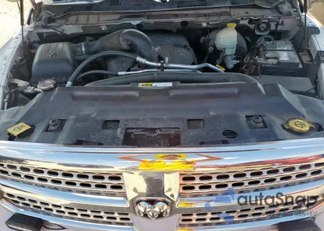 2015 Ram 1500 Laramie из США, поврежденный, VIN 1C6RR7NT0FS596871